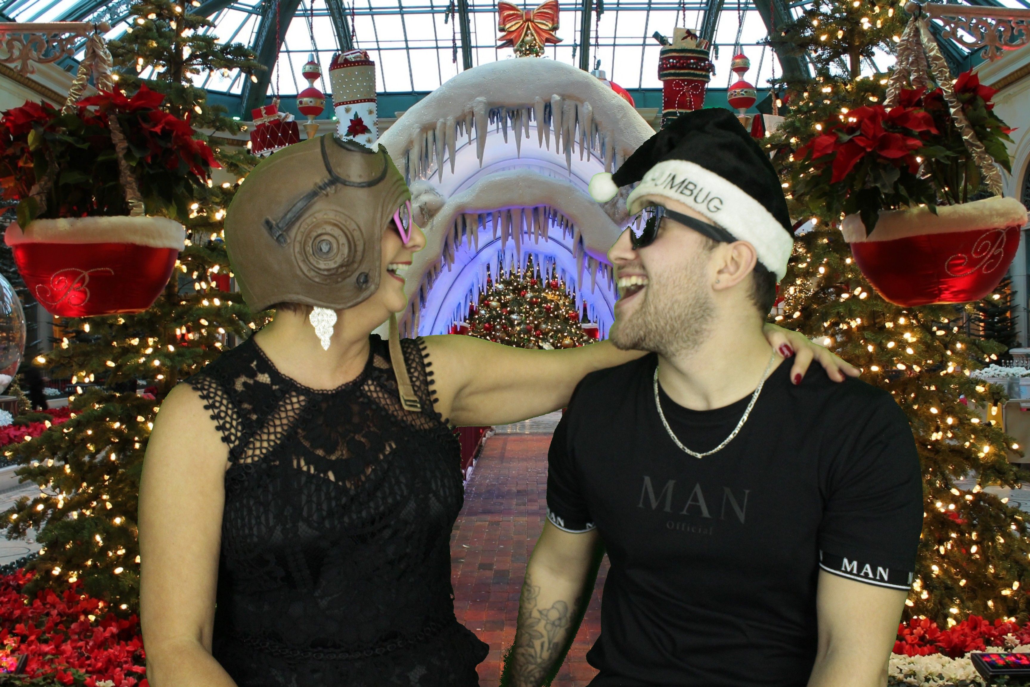 Ocean Network Express Christmas Party 2019 | View more photos from the event at gallery.myphotoboothexperience.co.uk/u/MyPhotoBoothExperienceLtd/Ocean-Network-Express-Christmas-Party-2019